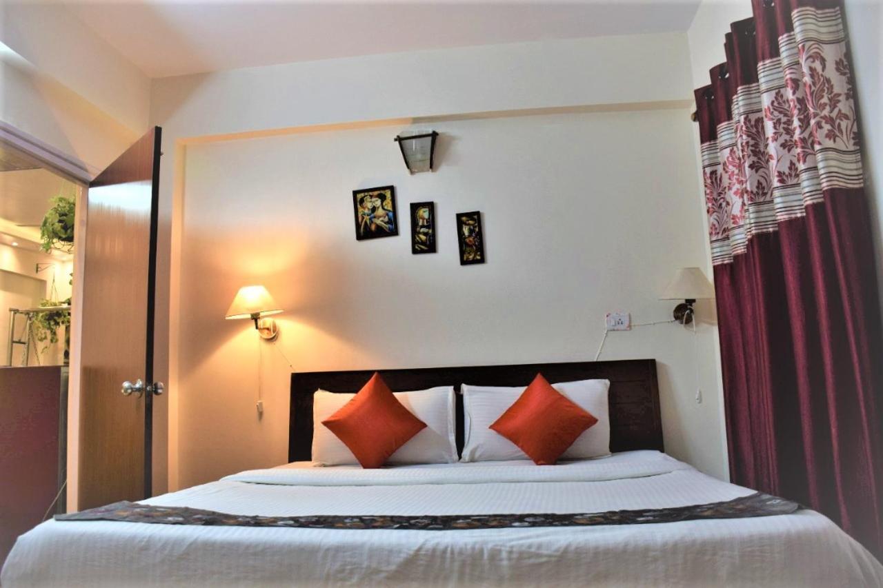 Premium 2 Bhk Green Suites 阿伯来 外观 照片