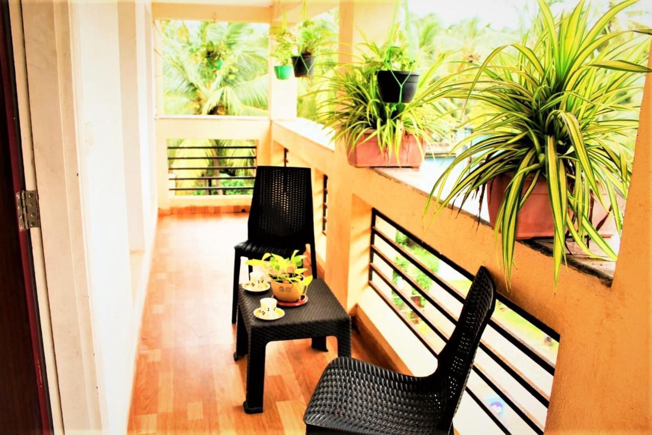 Premium 2 Bhk Green Suites 阿伯来 外观 照片